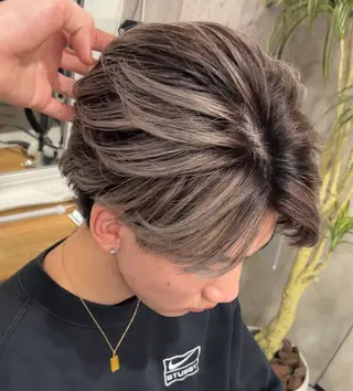 メンズ メンズ縮毛矯正 🎖アジマ リョオのヘアスタイル