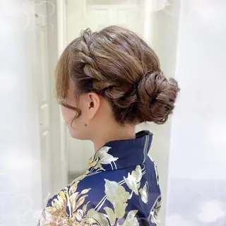 ヘアアレンジ 🎼デザインカラー ヘアメ たま🎀のヘアスタイル