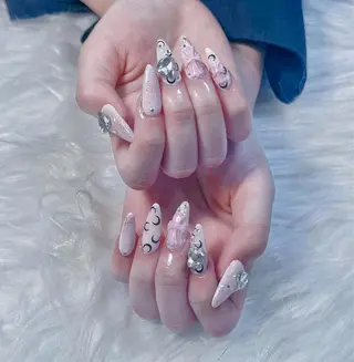ネイル Hin Hana Nailのネイルデザイン