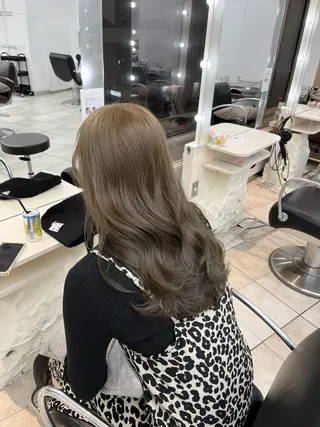 セミロング カラー 韓国レイヤー×モテ髪 /MITSUKI🤍のヘアスタイル
