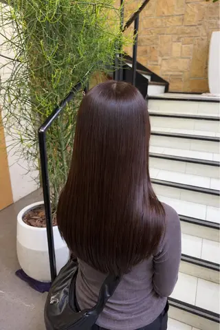 ロング カラー rino️🩵 透明感カラーのヘアスタイル
