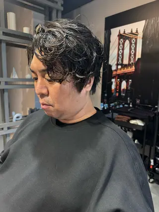 ミディアム パーマ メンズ 似合う髪型見つけます AYAKAのヘアスタイル