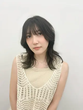 ミディアム カラー すが みさとのヘアスタイル