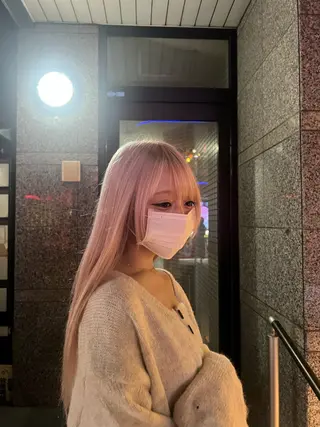 ロング ともざねゆか UniQ/岡山駅のヘアスタイル