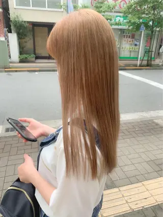 ミディアム カラー ボブ/暖色カラー コウボヒカルのヘアスタイル