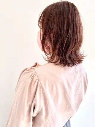 ミディアム MYRTLE TSUNODAのヘアスタイル