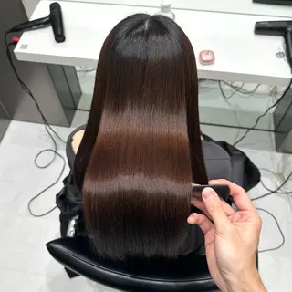 ロング 💫艶ハイトーン×髪 質改善💫リュウトのヘアスタイル