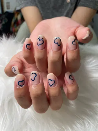 ネイル アリスローザ yukiのネイルデザイン