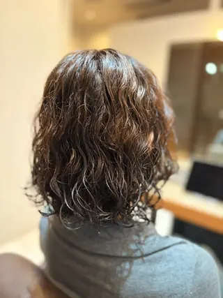 ミディアム パーマ 秋山 拓未のヘアスタイル