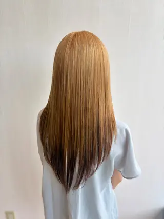 カラー 杉森 蘭琉のヘアスタイル