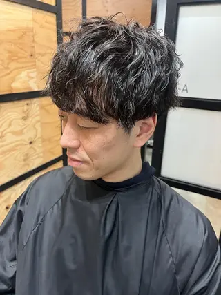 ショート カラー パーマ ヘアアレンジ メンズ キッズ ネイル マツエク・マツパ アイブロウ 久木原 ゆりのヘアスタイル