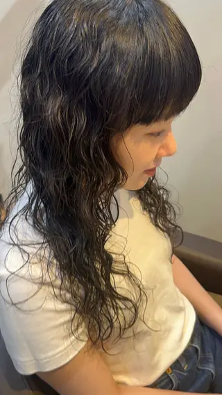 セミロング パーマ しみず さくら🌸のヘアスタイル