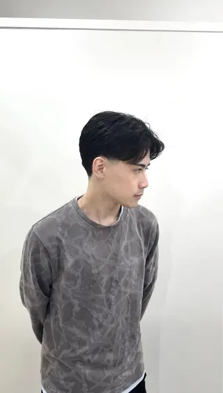 ショート メンズ SHUN札幌 メンズパーマフェードのヘアスタイル