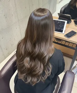 ロング パーマ SERA / TAIGAのヘアスタイル