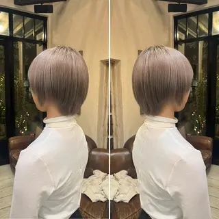 カラー 小山 奈津のヘアスタイル