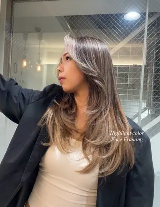 ロング SHOJI LISAのヘアスタイル