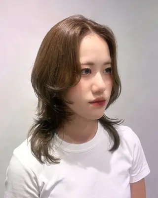 ミディアム カラー 彩華🎀/ 限定枠/ 西梅田のヘアスタイル