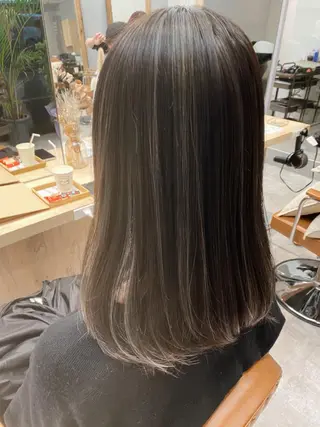 ミディアム 赤み消し×髪質改善 🍏上田晃司のヘアスタイル
