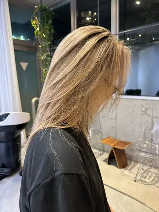 セミロング カラー loe 🦋mamiya🦋のヘアスタイル