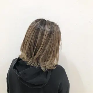 ショート カラー ニュアンスカラー🫧 加納のヘアスタイル
