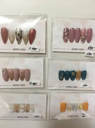 ネイル 横浜市中区曙町 ネイルE·U·Bのネイルデザイン