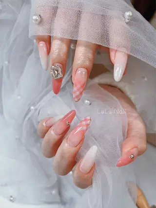 ネイル LU LU NailSalonのネイルデザイン