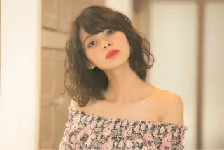 ショート カラー パーマ ヘアアレンジ 推し活専用 【派手髪】飯野ゆかりのヘアスタイル