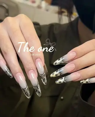 ネイル Theone栄店 伊藤のネイルデザイン