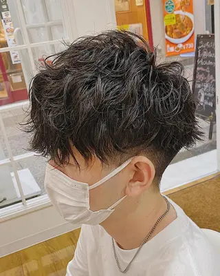 パーマ メンズ 原田 涼矢のヘアスタイル