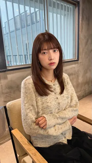 セミロング カラー KAWAI KOHEIのヘアスタイル