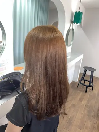 ロング カラー lutz／ MIONのヘアスタイル