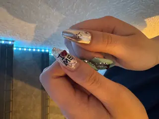 ネイル Natsumi💎 堺筋本町ネイルサロンのネイルデザイン