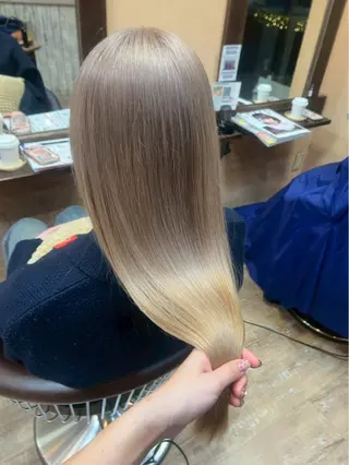 ロング Moremuu もも🍑のヘアスタイル