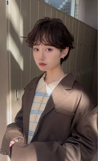 ショート パーマ 渡邊 百咲のヘアスタイル