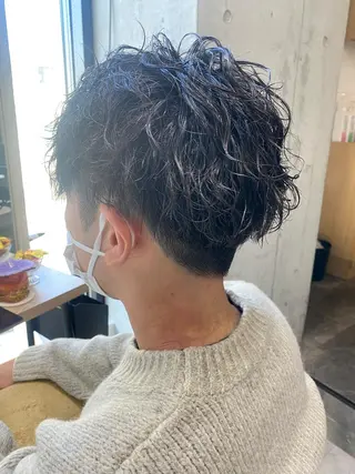 パーマ メンズ 似合う髪型見つけます AYAKAのヘアスタイル