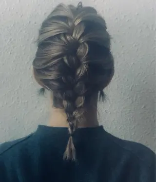 ヘアアレンジ Marika 🫧のマツエク・マツパデザイン
