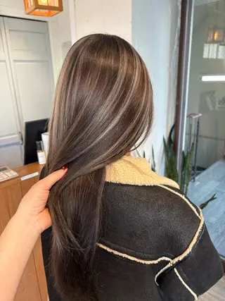 ミディアム カラー ブリーチカラー🫧 森　凪沙のヘアスタイル