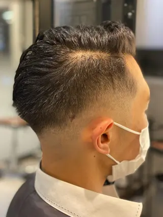 ショート パーマ メンズ unopulir 景山 凌のヘアスタイル