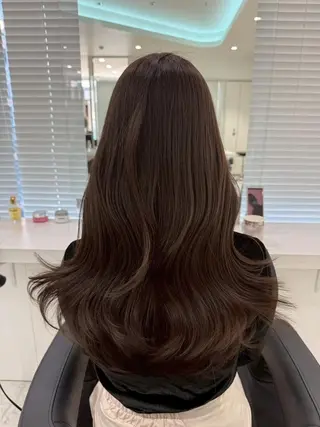 カラー ロング 垢抜け暗髪ヘアー 🕯️横浜のヘアスタイル