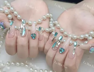 ネイル Merit メリット_のネイルデザイン