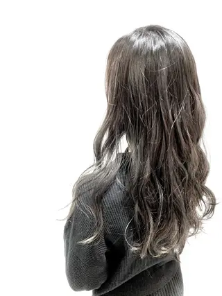 カラー 福元友梨 ディレクター✂️のヘアスタイル