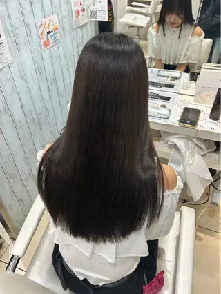 ロング [髪質改善カラー] 結城のヘアスタイル