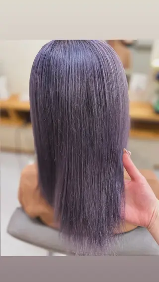 カラー Itsuki .のヘアスタイル