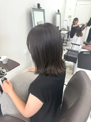ミディアム 榎本 雪来のヘアスタイル