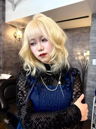 ミディアム 💓Yuri💓 ハイトーン/デザインのヘアスタイル