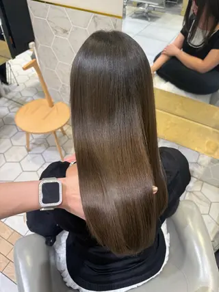 ロング 𝐘𝐮𝐢 🤎 costesのヘアスタイル