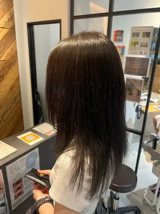 カラー Miyuu 『藤沢』のヘアスタイル