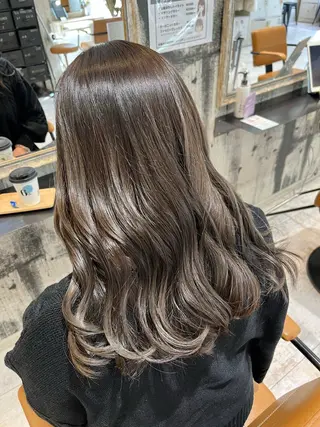 セミロング カラー 🩷ྀི暖色カラー 🫧ྀིススマゴチヨのヘアスタイル