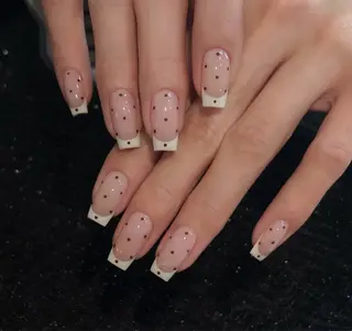 ネイル Lynn_ Nailのネイルデザイン