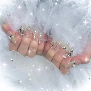 ネイル élu by Noriko 前原のネイルデザイン